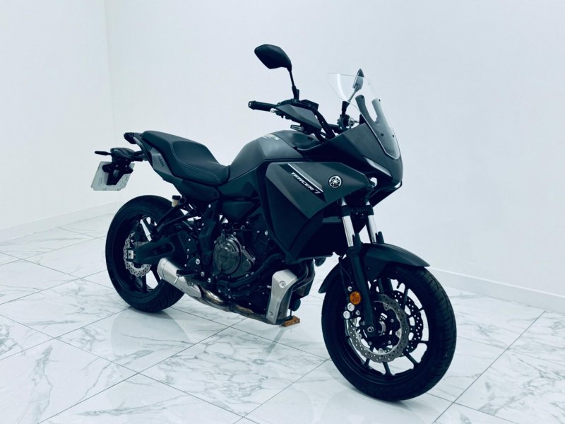 YAMAHA TRACER