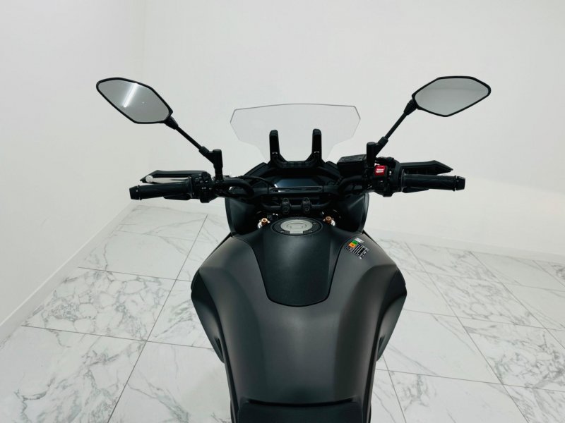YAMAHA TRACER