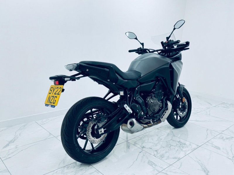 YAMAHA TRACER