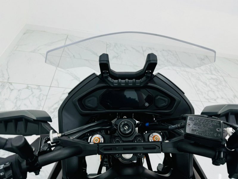 YAMAHA TRACER