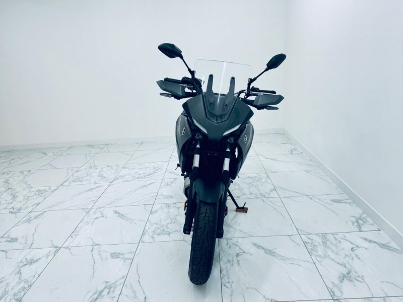 YAMAHA TRACER