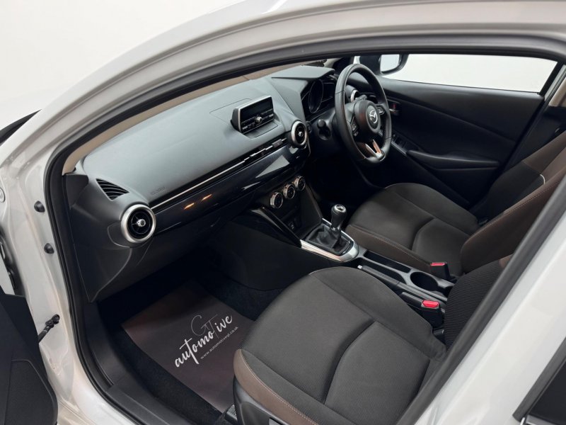 MAZDA MAZDA2