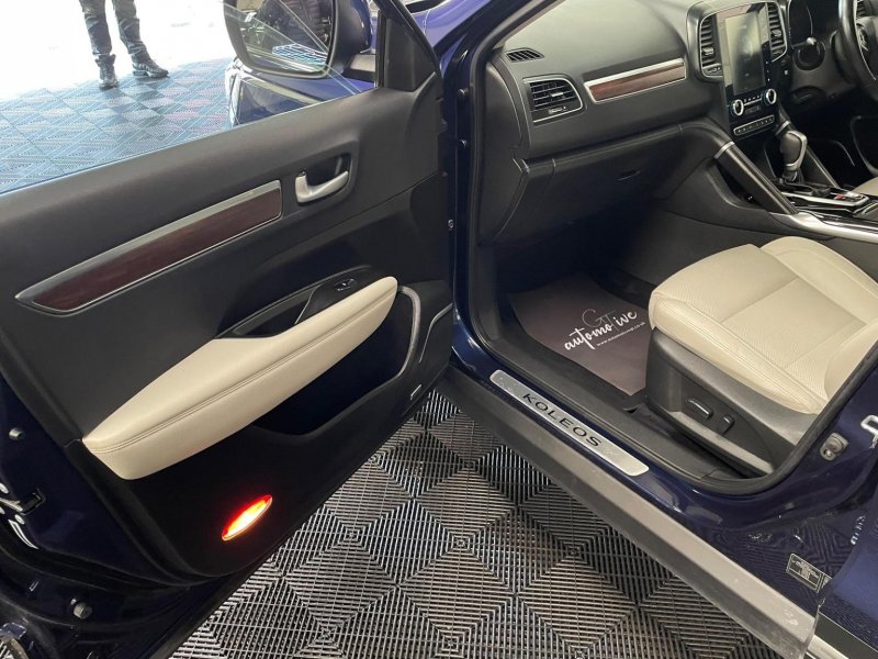 RENAULT KOLEOS