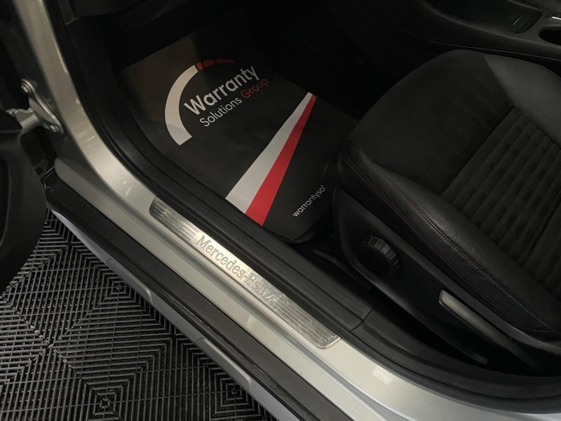 MERCEDES-BENZ GLA CLASS