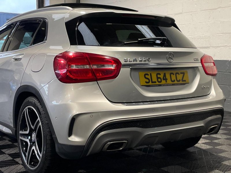 MERCEDES-BENZ GLA CLASS