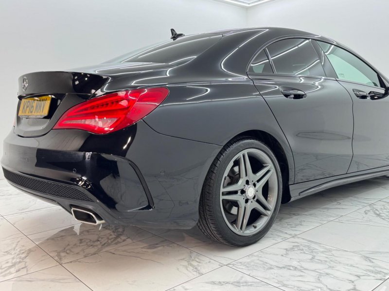 MERCEDES-BENZ CLA