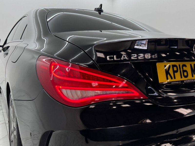 MERCEDES-BENZ CLA