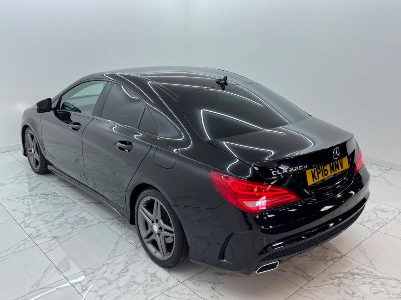 MERCEDES-BENZ CLA