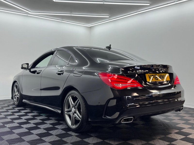 MERCEDES-BENZ CLA