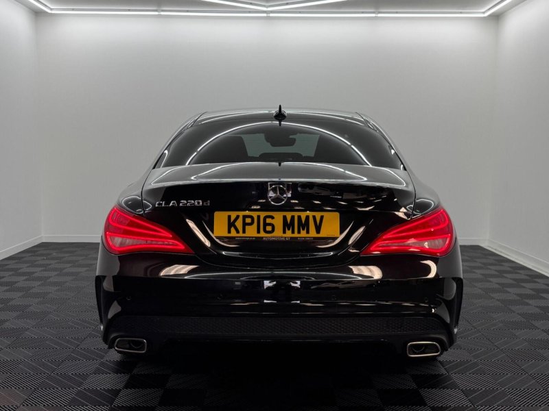 MERCEDES-BENZ CLA
